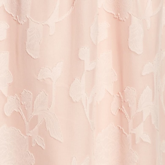 CUPCAKES & CASHMERE Honey Off the Shoulder Dress Size 6 - Picture 4 of 6